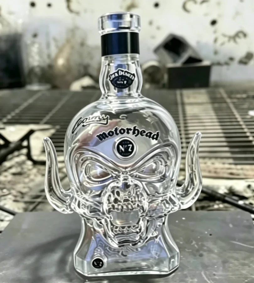 Whiskey Decanter – Antlered Skull