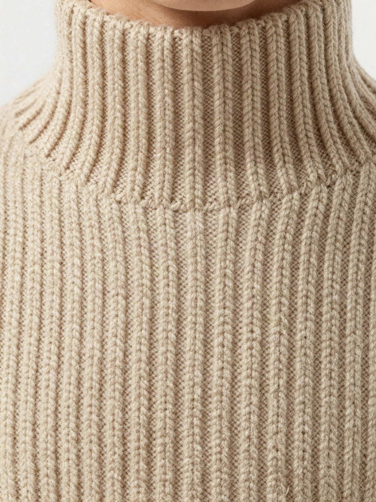 Kestholm - Shaker Stitch Turtleneck Sweater